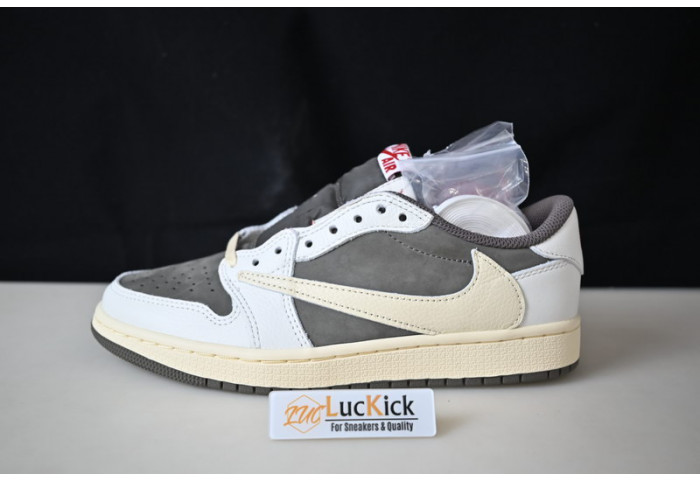 aj1 st travis scott x air jordan 1  dm7866-162