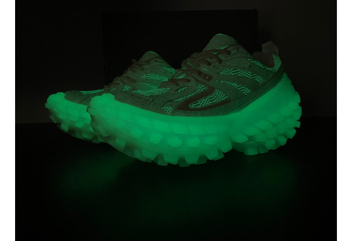 Ba*len*cia*ga track trainer (all white night light ) btt-037