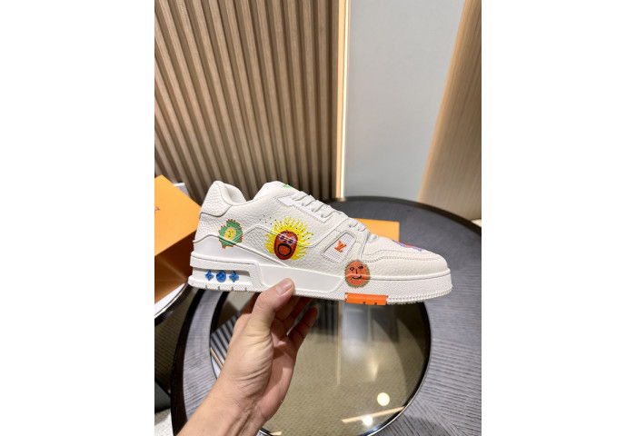 lou vuit sci-fi sneakers  lvss-097