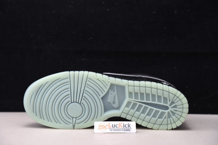 nike sb dunk low lpl league of legends  do2327-011