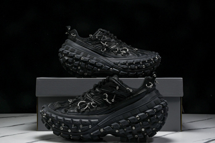 Ba*len*cia*ga  defender  bd -003