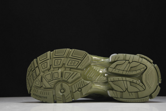 Ba*len*cia*ga track trainer  btt-056