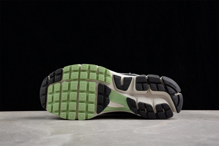 nike zoom    fd9920-022