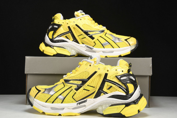 Ba*len*cia*ga track trainer  btt-073