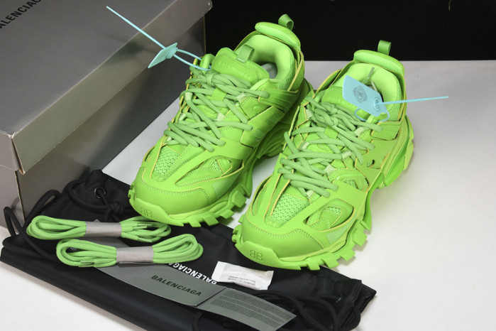 Ba*len*cia*ga track trainer    btt-045