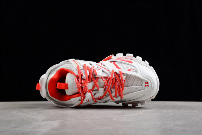 Ba*len*cia*ga track trainer  btt-057