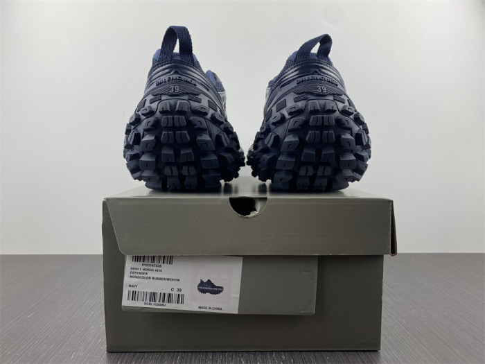 Ba*len*cia*ga track trainer  btt-029