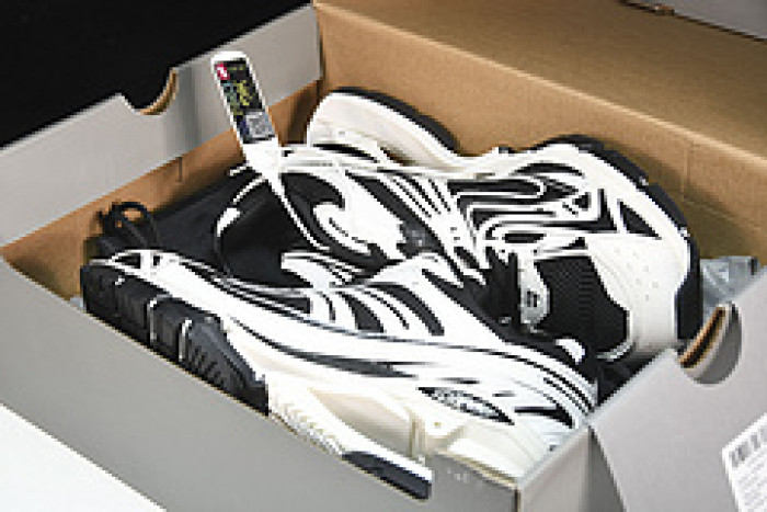 Ba*len*cia*ga x-pander  bxp -002