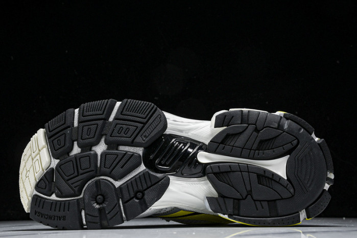 Ba*len*cia*ga track runner  btt-192