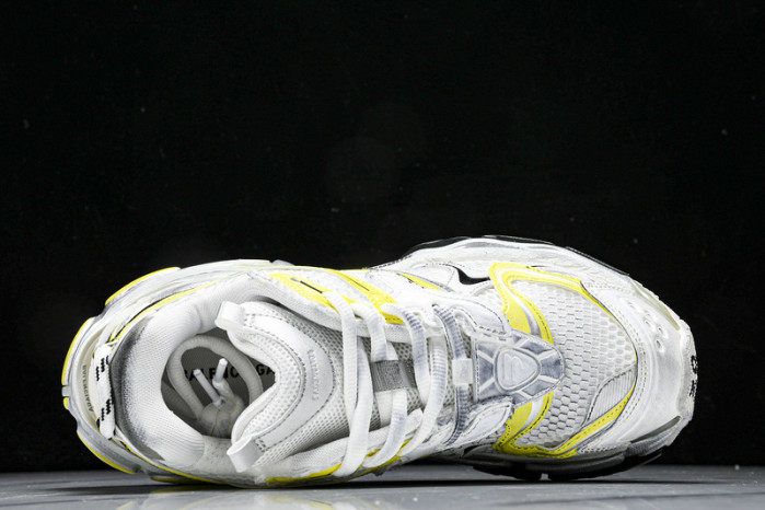 Ba*len*cia*ga track runner  btt-192