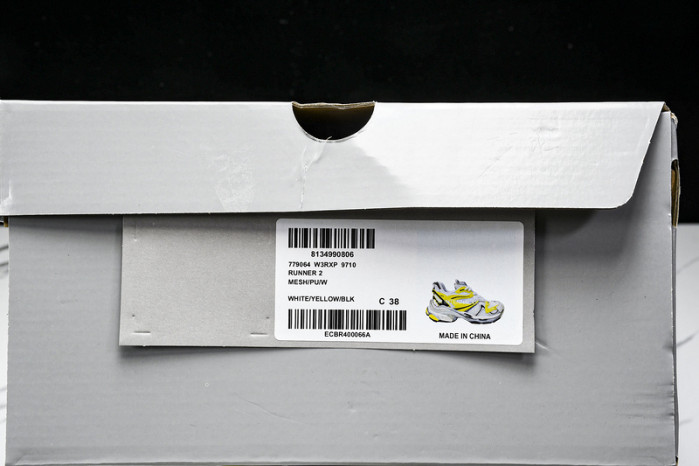 Ba*len*cia*ga track runner  btt-192