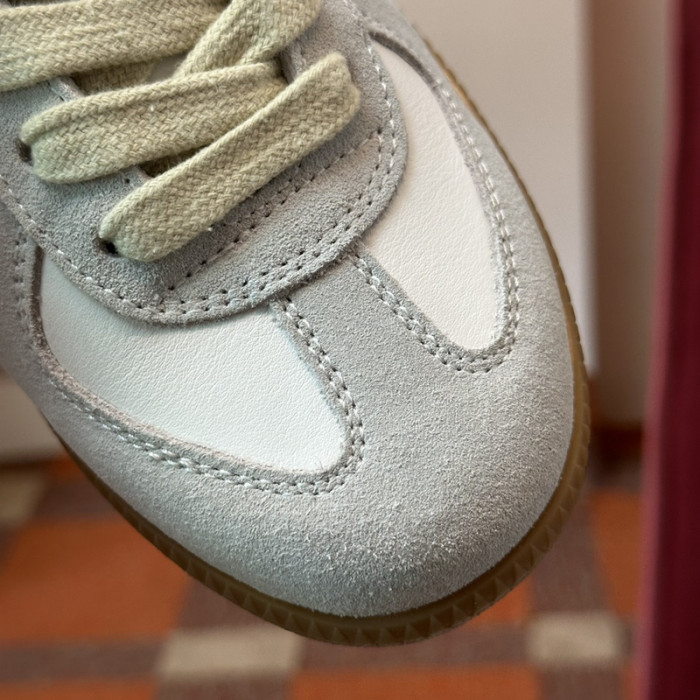 ma*iso*n mar*giela  mama-013