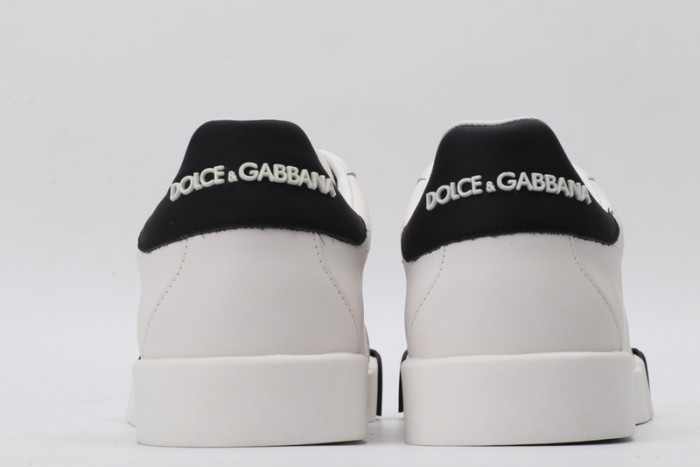 dg  sneakers  dg -007