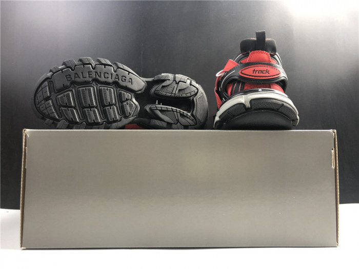 balenga track sneaker red and black