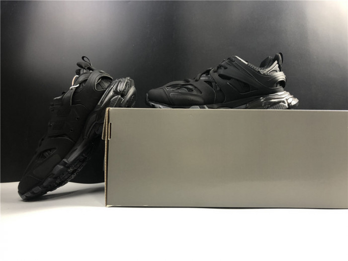 balenga track sneaker black