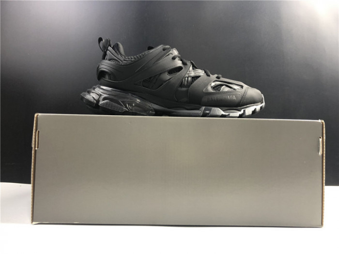 balenga track sneaker black