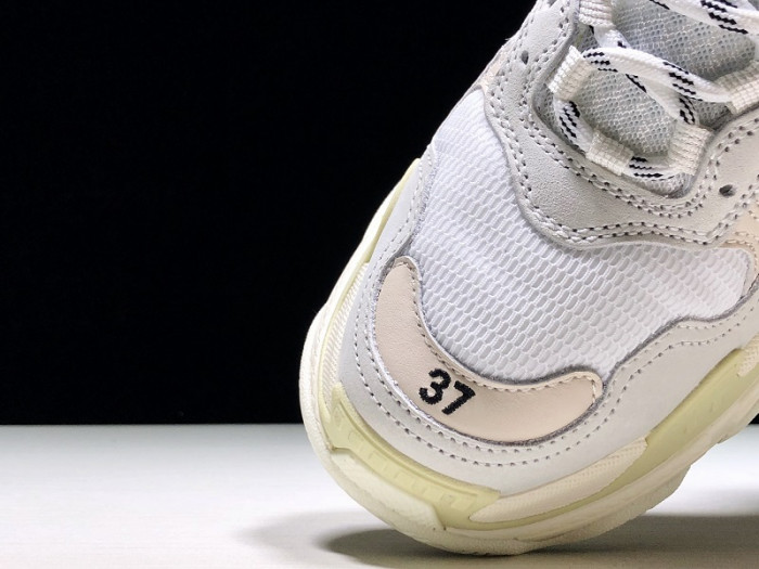 balenga triple s white 2019 (w) 524036w09e19000