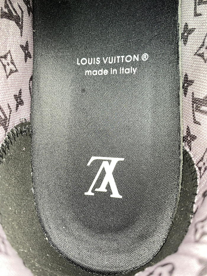 lou vuit sci-fi sneakers  lvss-0113