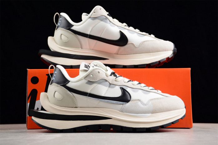 sacai x vaporwaffle  dd1875-101