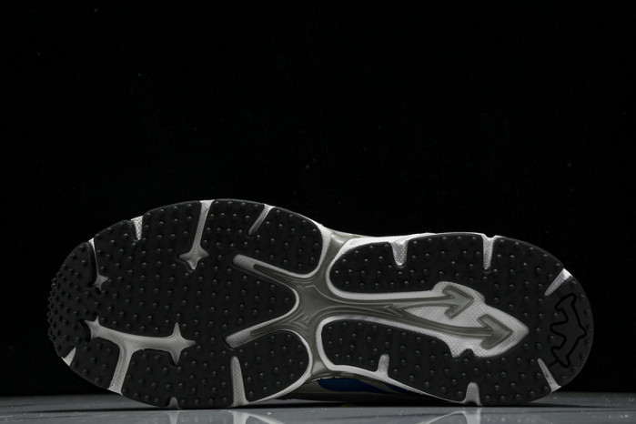 c/o​  sneakers  co-006