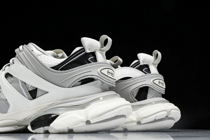 Ba*len*cia*ga track runner  btt-199