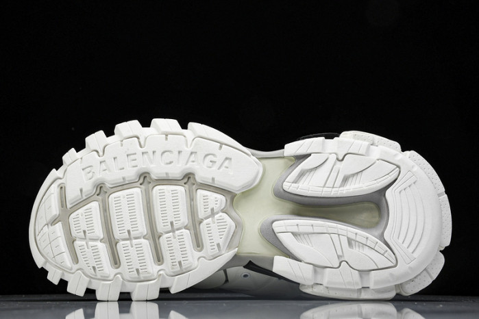 Ba*len*cia*ga track runner  btt-199