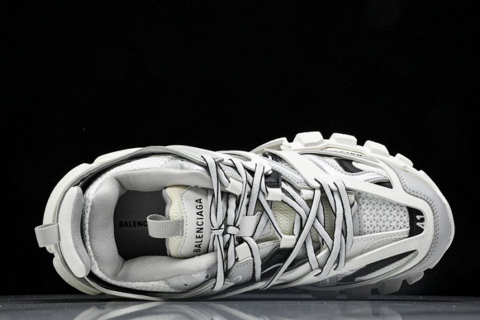 Ba*len*cia*ga track runner  btt-199