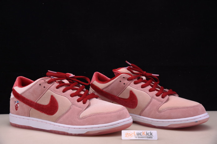 nike sb dunk low strangelove skateboards (regular box) ct2552-800