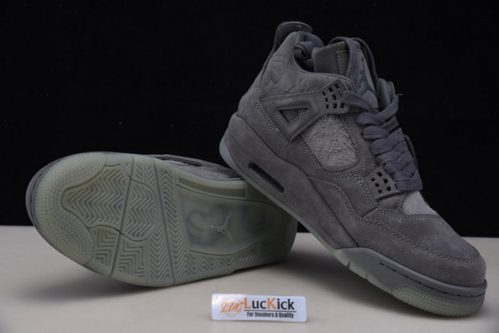 jordan 4 retro kaws 930155-003