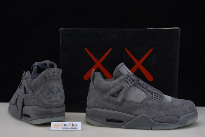 jordan 4 retro kaws 930155-003