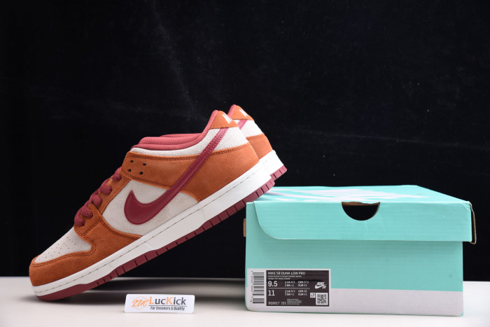 nike sb dunk low pro dark russet cedar bq6817-202