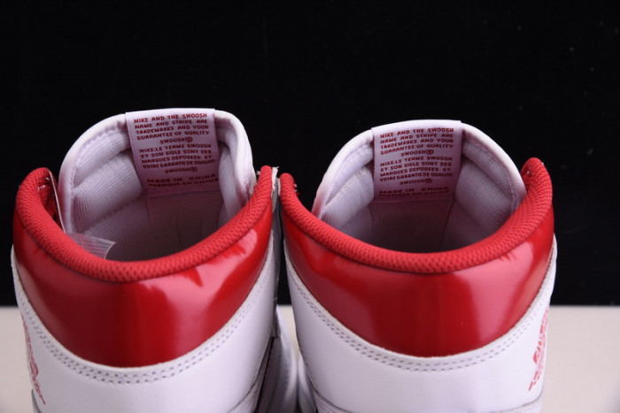 jordan 1 retro metallic red (2017) 555088-103