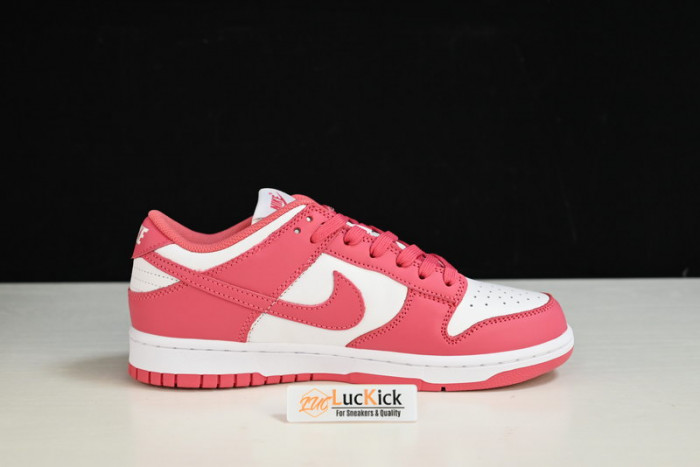 nk dunk low“raspberry red”  dd1503-111