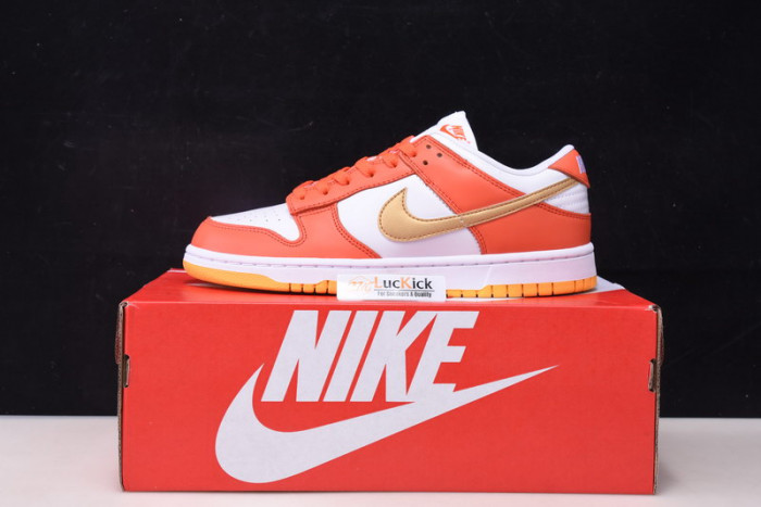 nike dunk low university gold (w) - dq4690-800