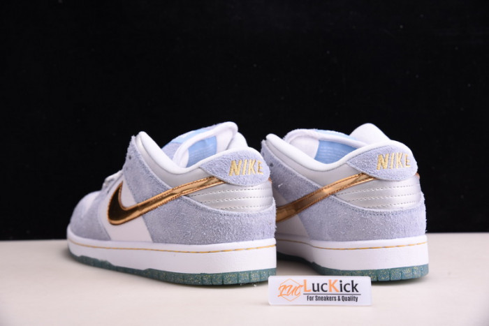 sean cliver x dunk sb low dc9936-100