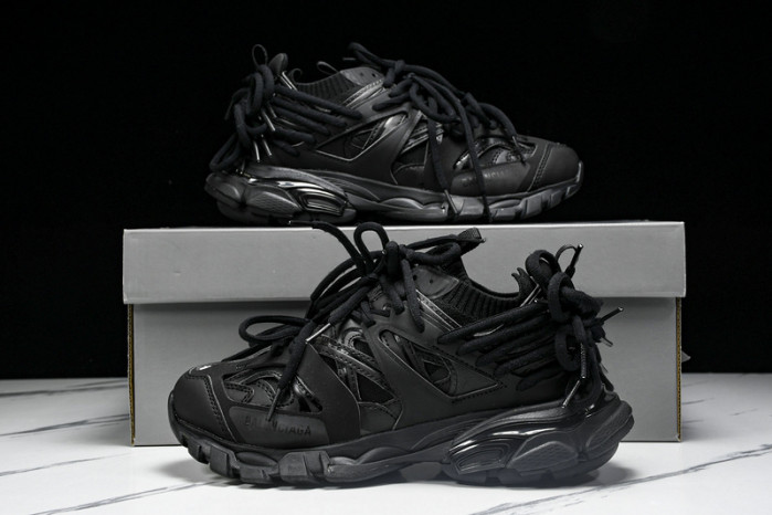 Ba*len*cia*ga track runner  btt-198