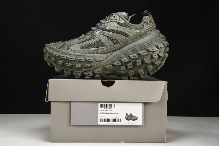 Ba*len*cia*ga track trainer  btt-030