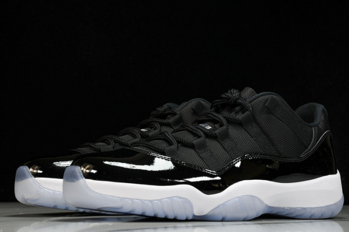 jordan 11 retro low  “space jam”  fv5104-004