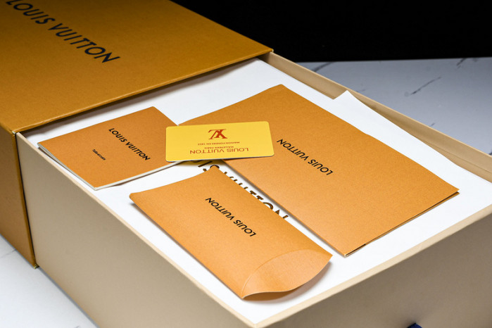 lou vuit  sneakers  lvss-0282