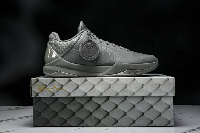 nike kobe  869454-006