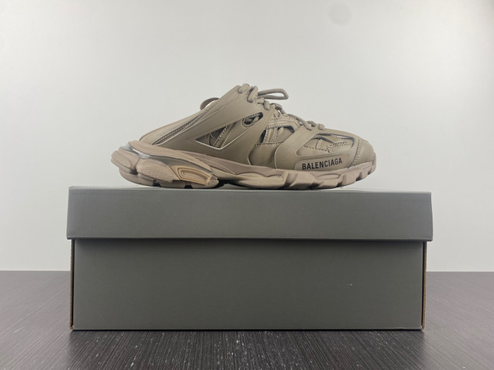 Ba*len*cia*ga track trainer  btt-026