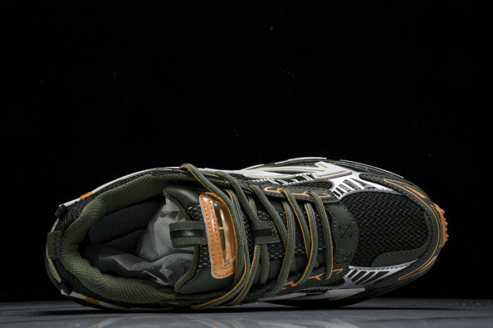 c/o​  sneakers  co-008