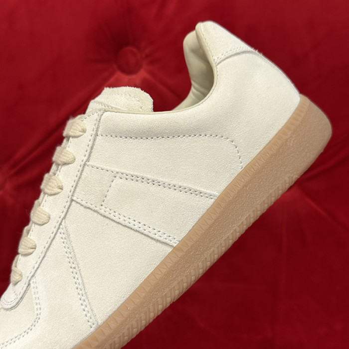 ma*iso*n mar*giela  mama-001