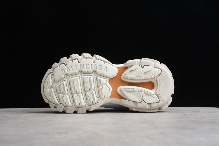 Ba*len*cia*ga track trainer