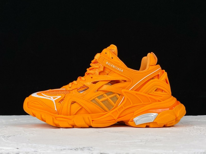 Ba*len*cia*ga track trainer