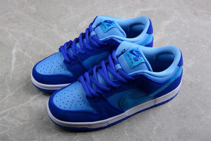 nike sb dunk low blue raspberry  dm0807-400