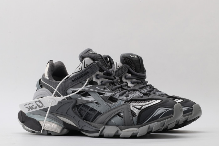 Ba*len*cia*ga track trainer