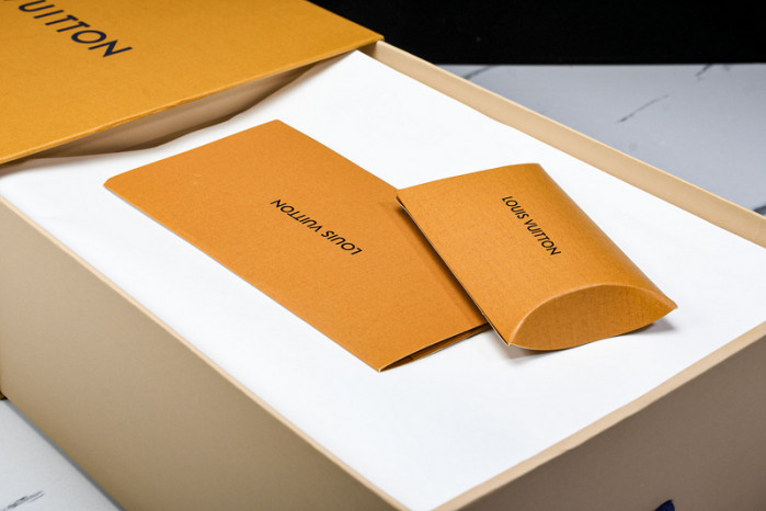 lou vuit  sneakers  lvss-0279