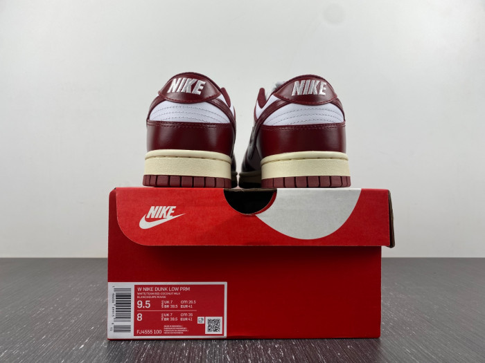 dunk low prm “team red”   j4555-100