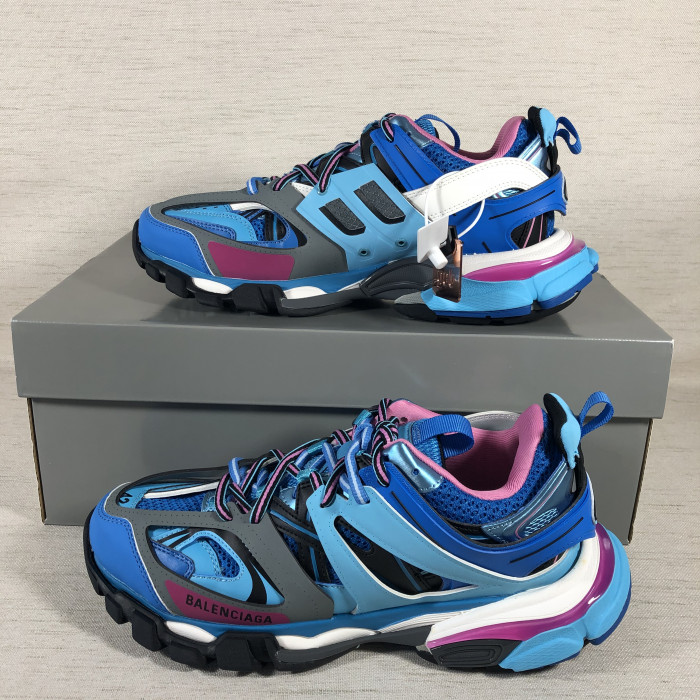 Ba*len*cia*ga track trainer